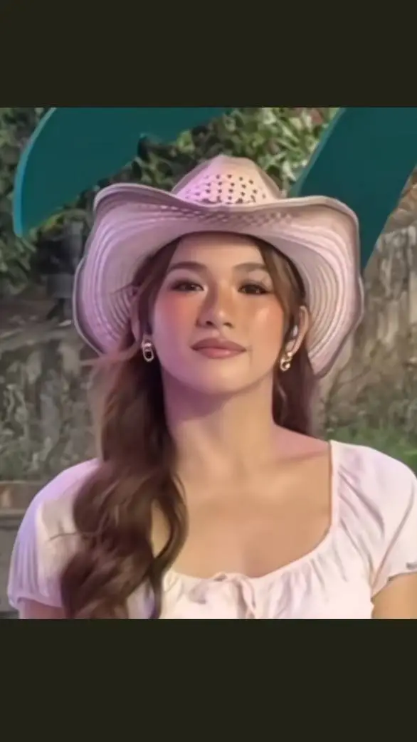 ai character: Aiah background