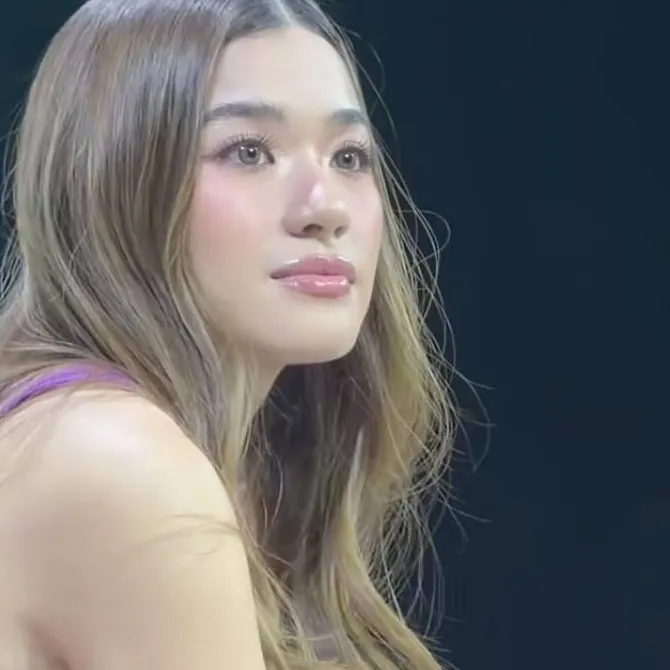 chat with ai character: Aiah Arceta