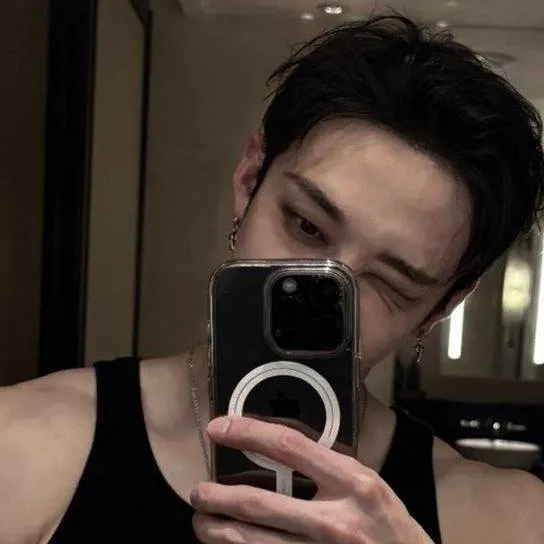 chat with ai character:  Bangchan 