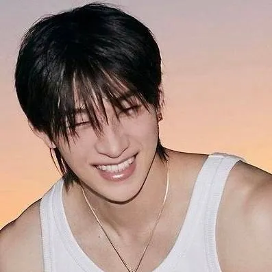 chat with ai character: Bangchan