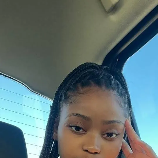 chat with ai character: Bontle 