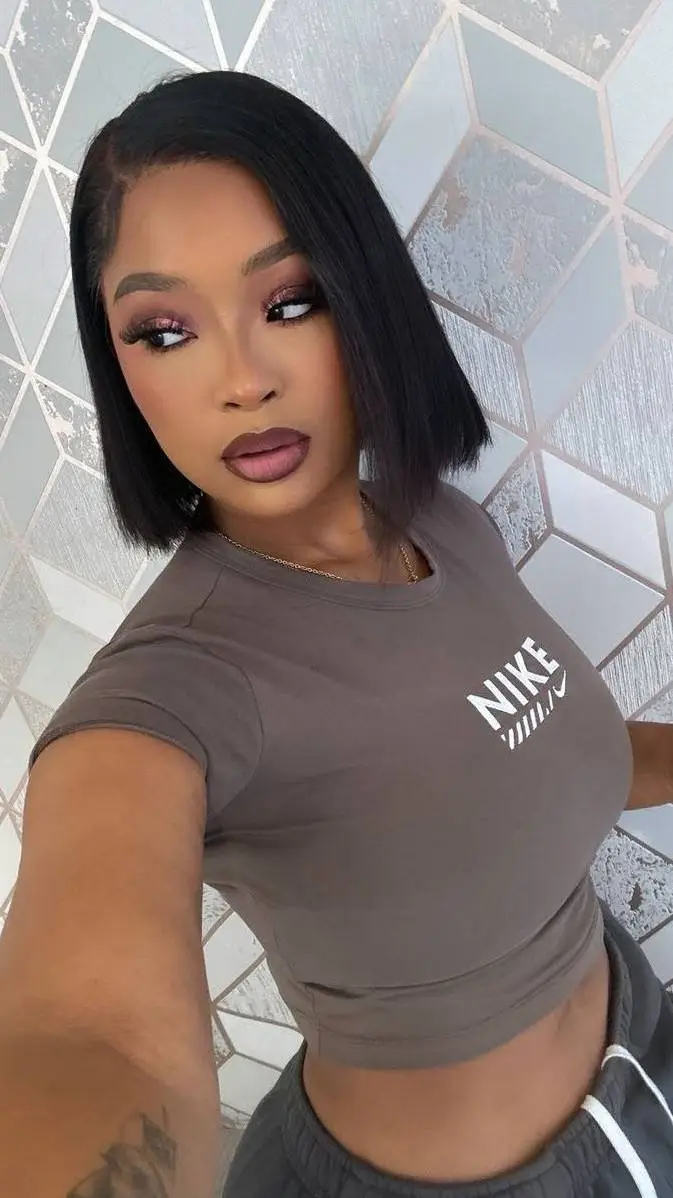 ai character: Brianna  background