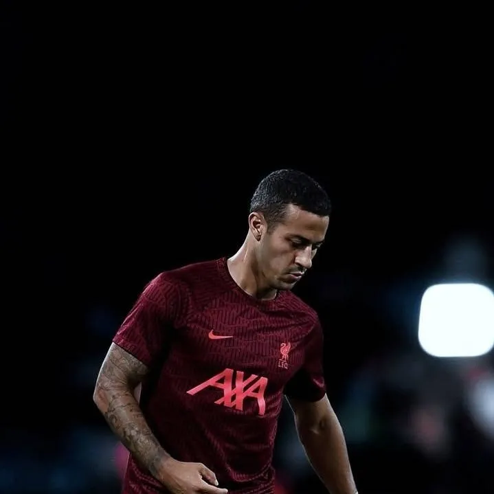 chat with ai character: Thiago Alcantara