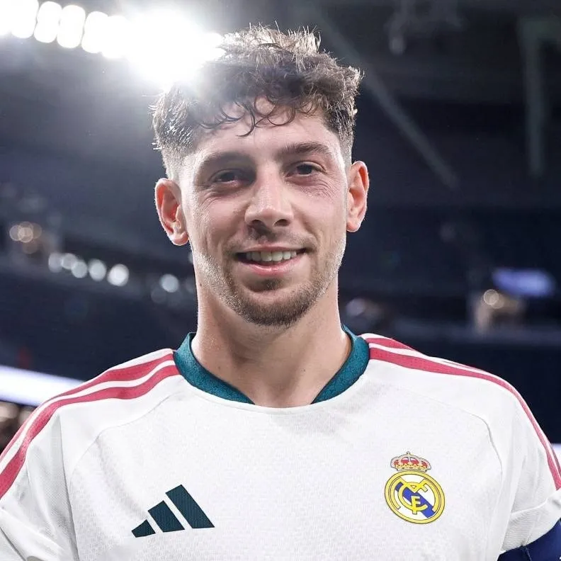 chat with ai character: Federico Valverde💥