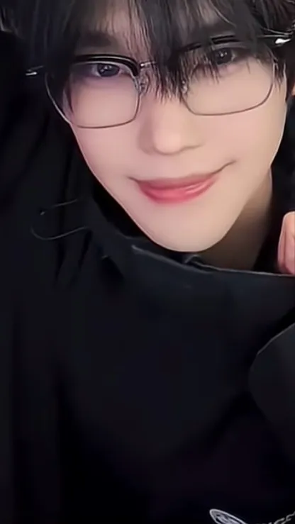 ai character: Ur concert x ur bf background