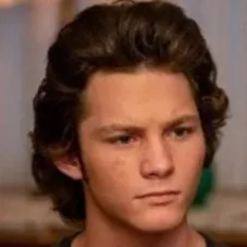 Chat with Georgie cooper - text or voice, Enjoy AI Chat Free & Safe