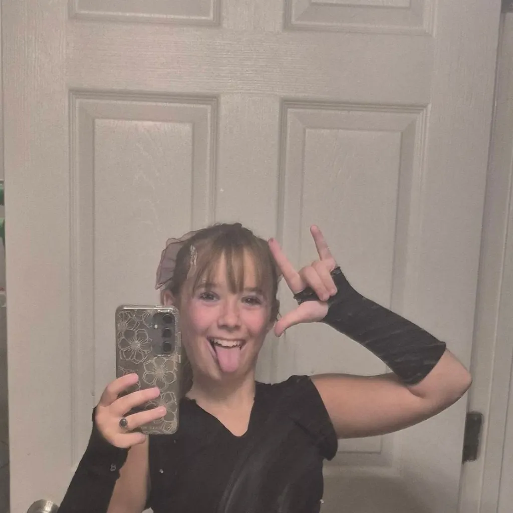 chat with ai character: Chat with mee! ♡