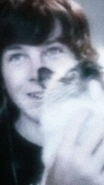 Talkie AI - Chat with CARL GRIMES