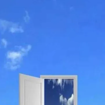 chat with ai character: Dreamcore español