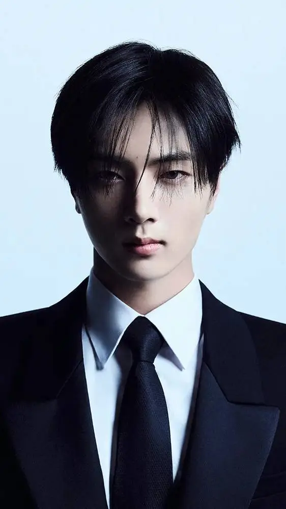 ai character: Jay🦅 background