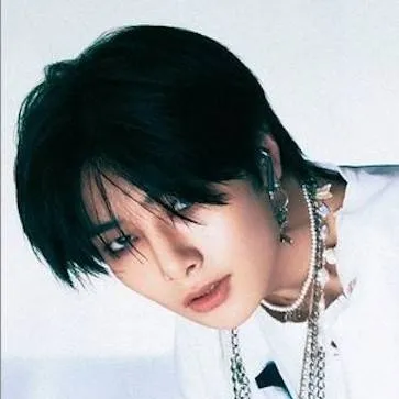 chat with ai character: I.N(Jeongin)❤️‍🔥