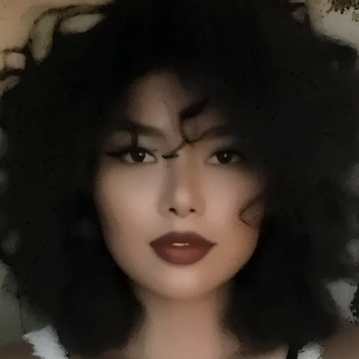 chat with ai character: Lola