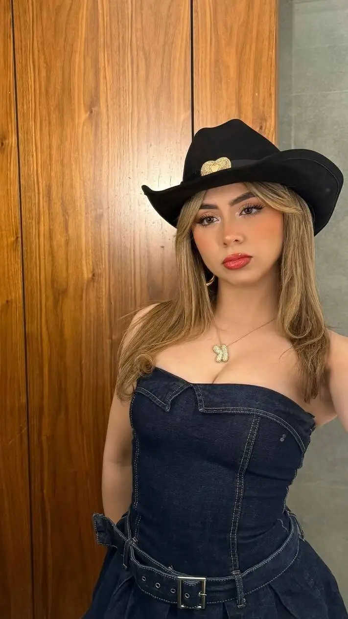 Talkie AI - Chat with Karen Torres 