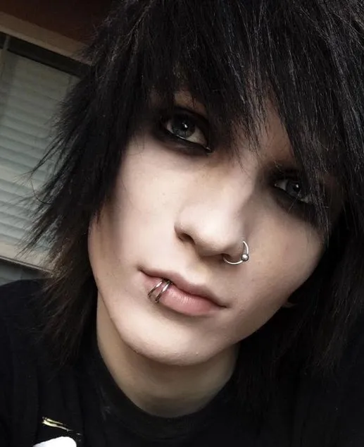 chat with ai character: Johnny Gilbert