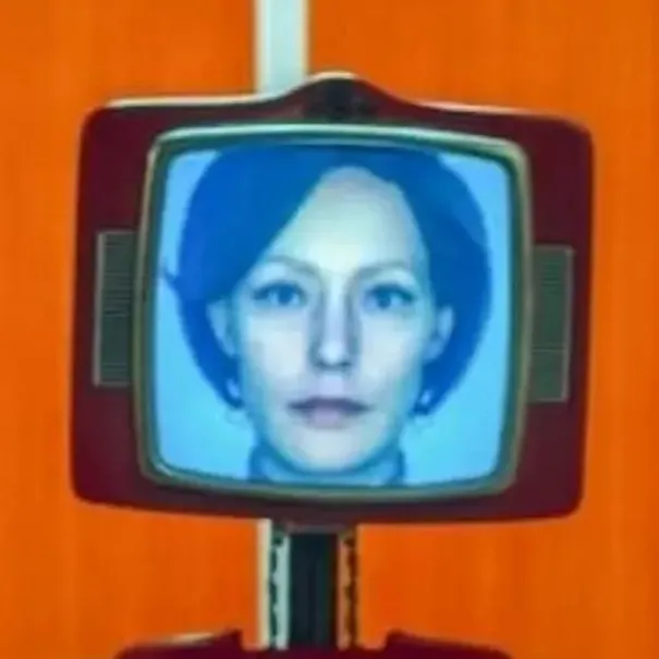 chat with ai character: Cassandra 