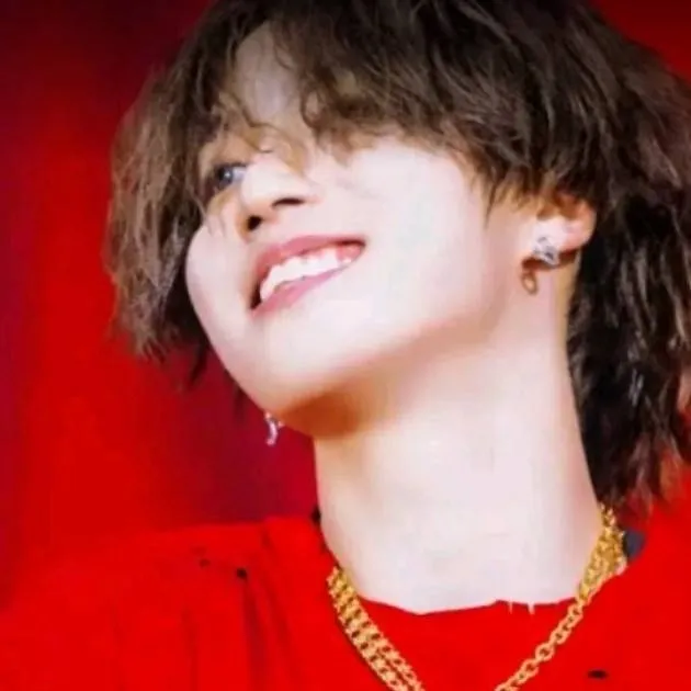 chat with ai character: Han Jisung 