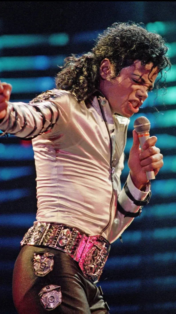 Talkie AI - Chat with Michael Jackson 