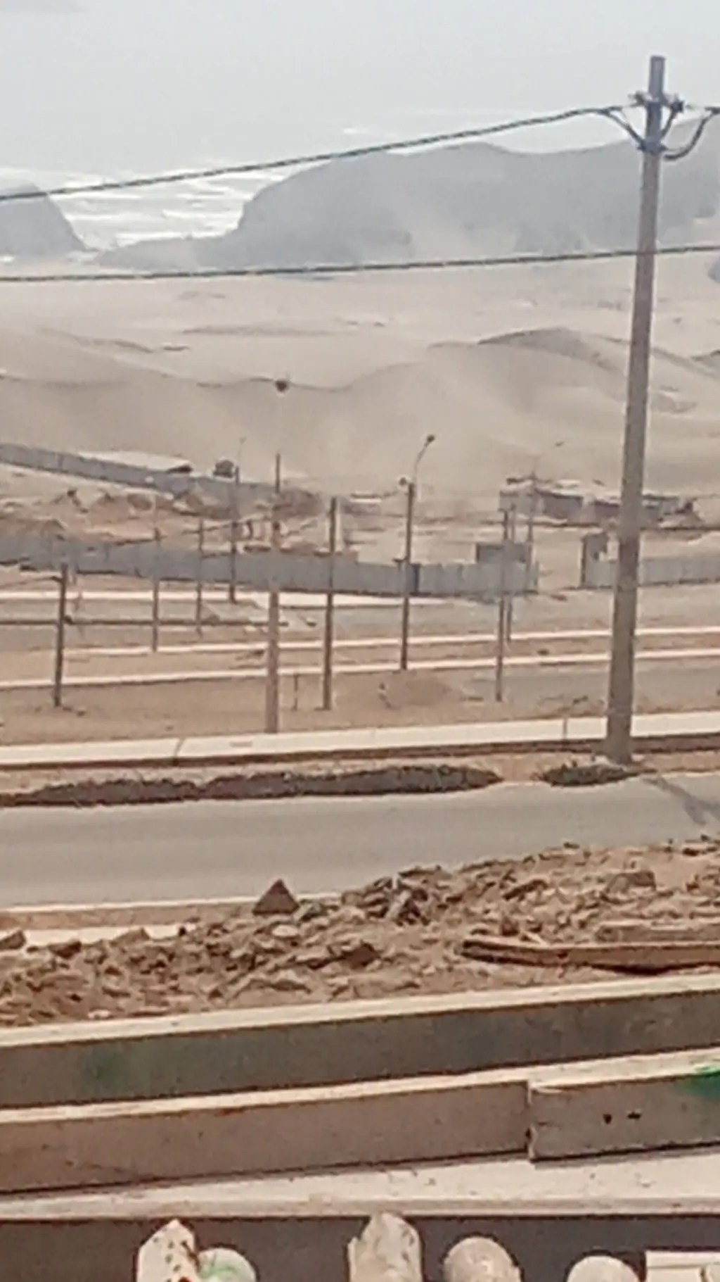 ai character: el calor 🫠 background