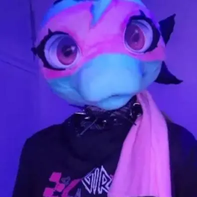 chat with ai character: shellrocked