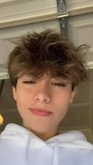 ai character: skyler background