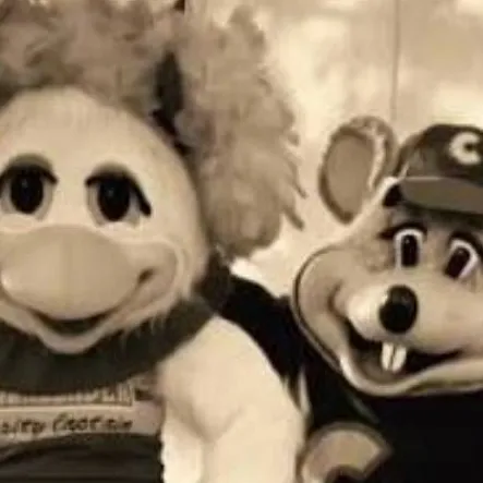 chat with ai character: ~ cec Love story ~