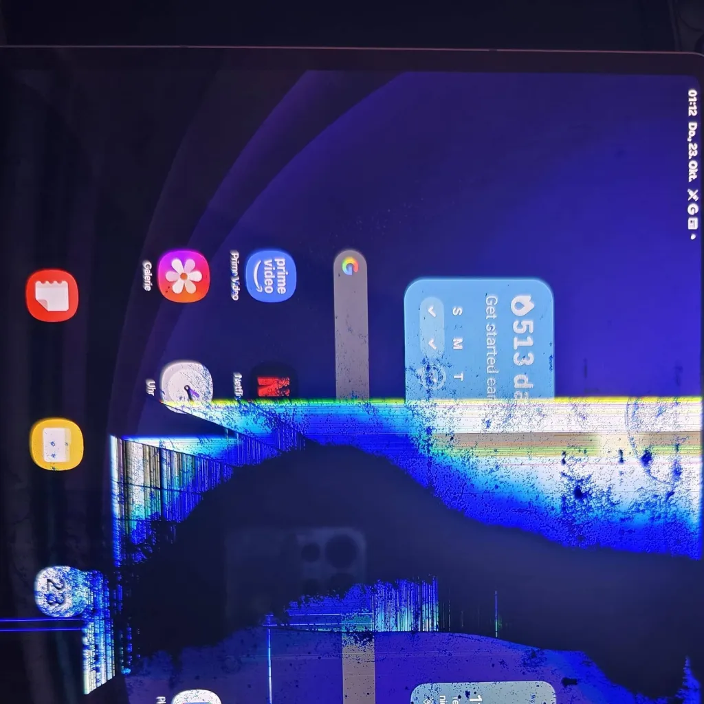 chat with ai character: broken Samsung tab
