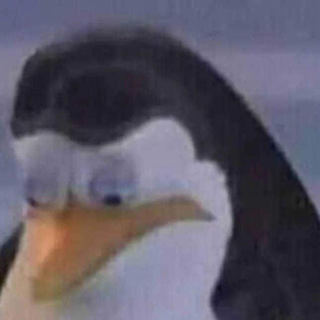 chat with ai character: cabo el pingüino 