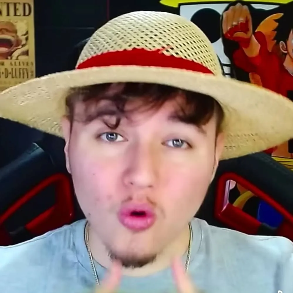 chat with ai character: skydimers 