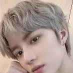 chat with ai character: Hyun-woo