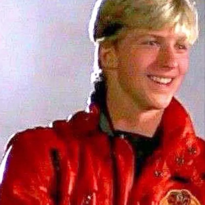 chat with ai character: Johnny Lawrence 