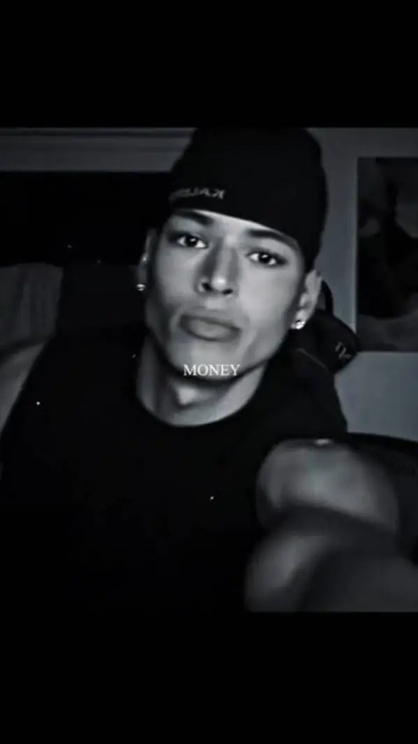 ai character: °~•Marlon•~° background