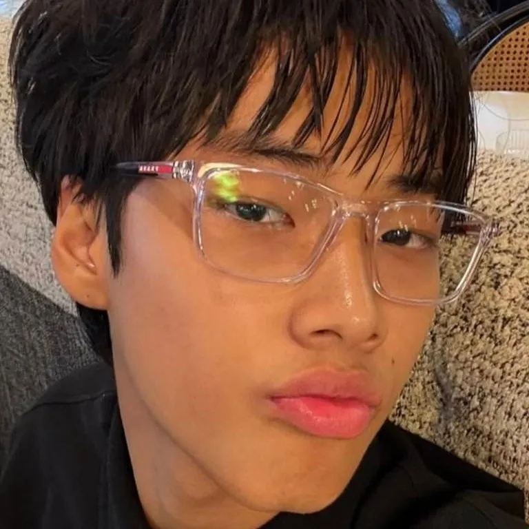 chat with ai character: °~•Namdol•~°