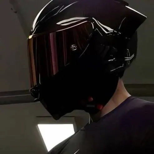 chat with ai character: 🌑Cannon🌑