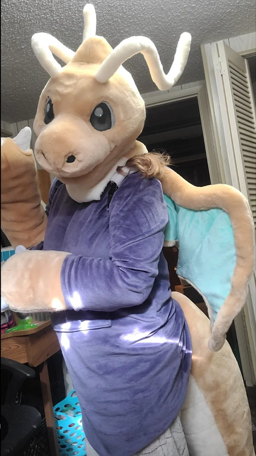 ai character: Dragonite FSTF background