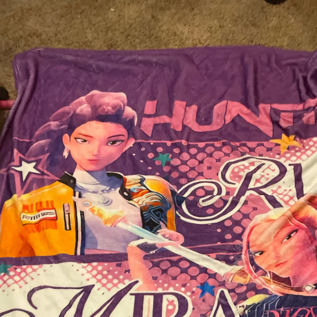 chat with ai character: Huntrix 