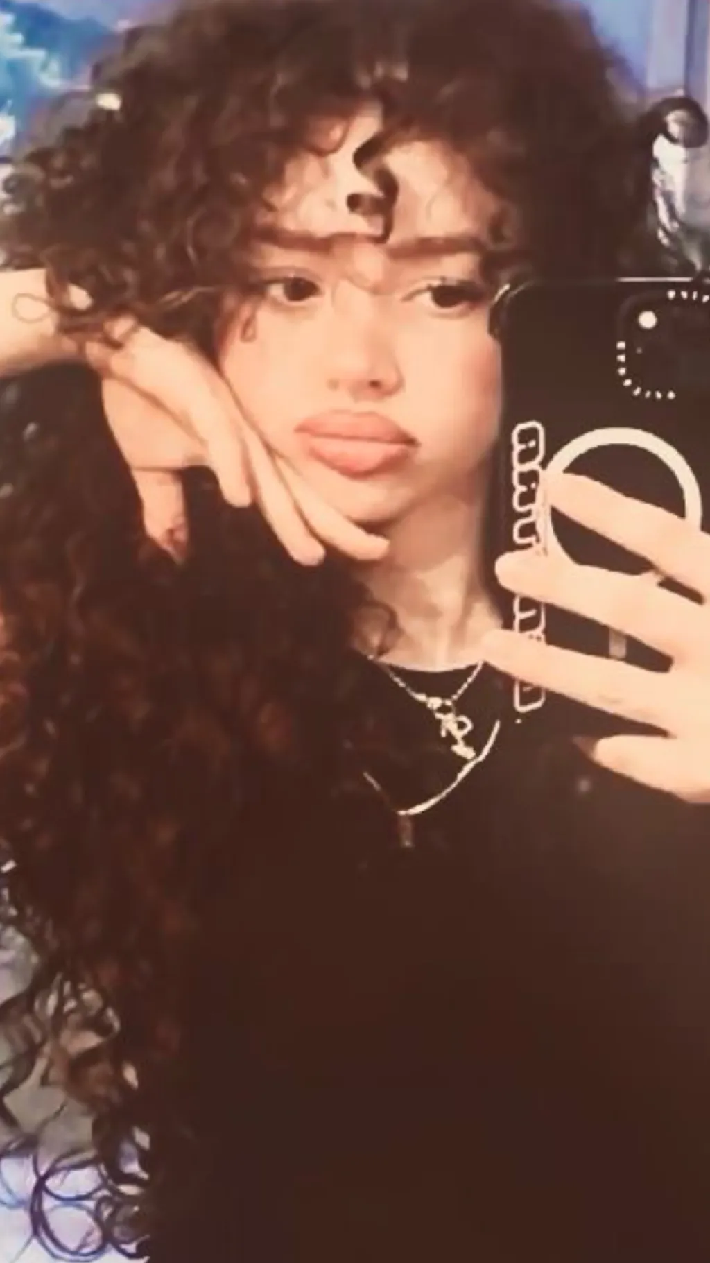 ai character: Gyatt potion!🍑 background