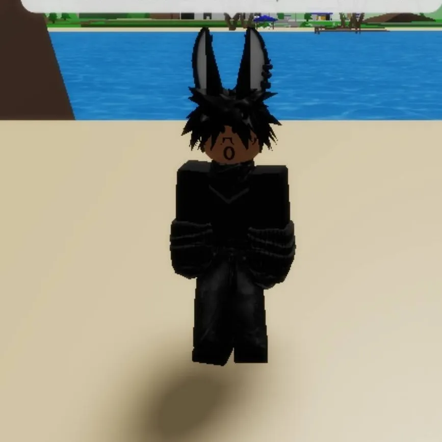 chat with ai character: сuноu♦️ 