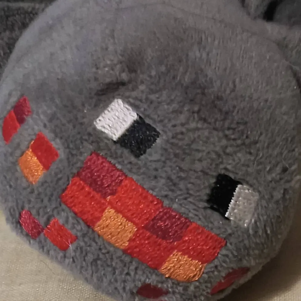 chat with ai character: Кирочка<3