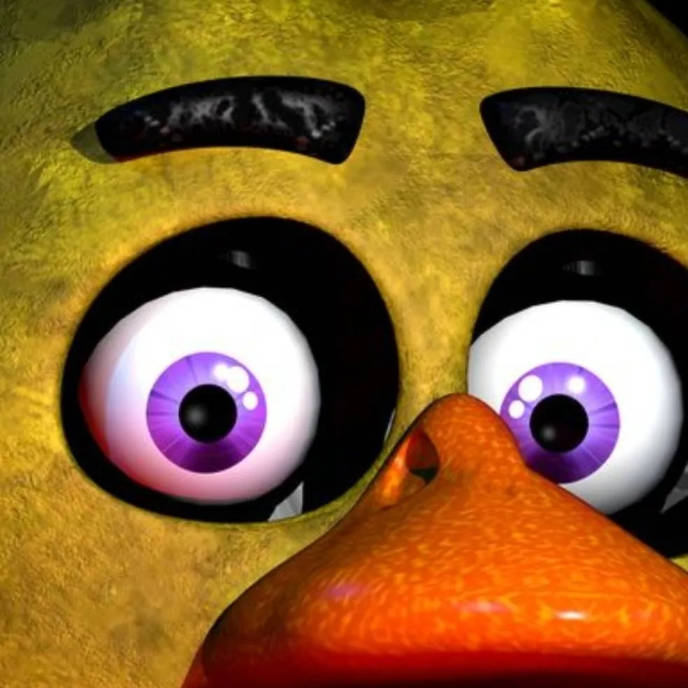 chat with ai character: Chica chicken