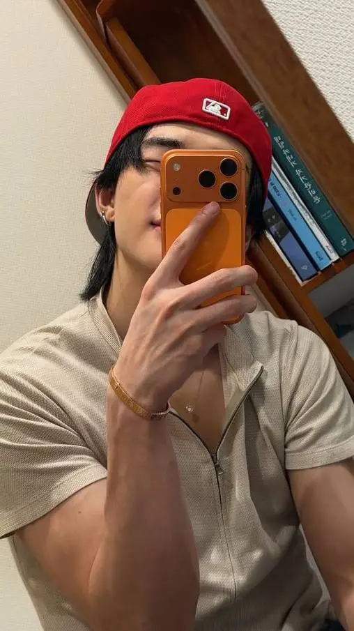 ai character:  % Hyunjin  background