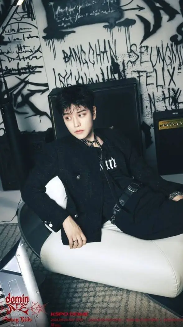 ai character: 𝐒𝐞𝐮𝐧𝐠𝐦𝐢𝐧 ✦ background