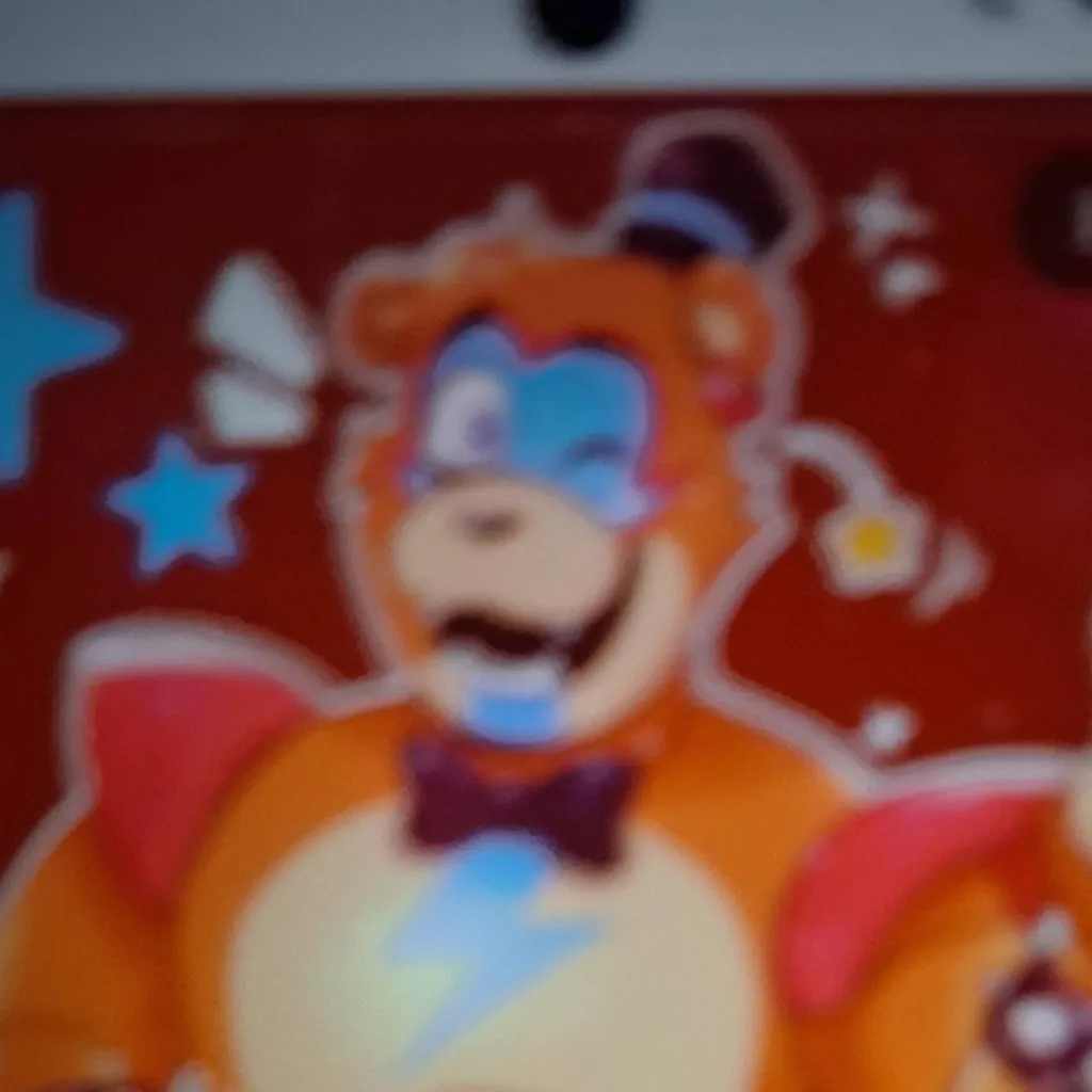 chat with ai character: Glamrock Freddy 