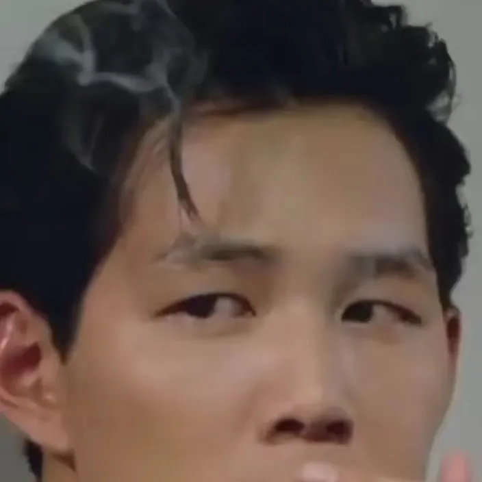 chat with ai character: Lee Jung Jae