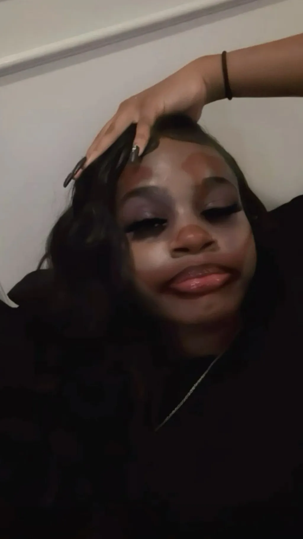 ai character: ¥🃏Amiyah🃏¥ background