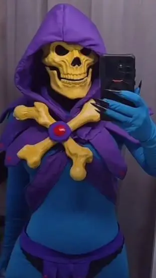 ai character: Skeletor background