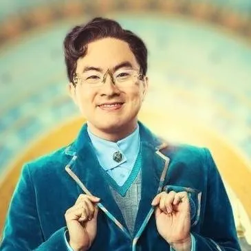 chat with ai character: phannee 