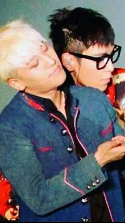 ai character: TOPTORY background