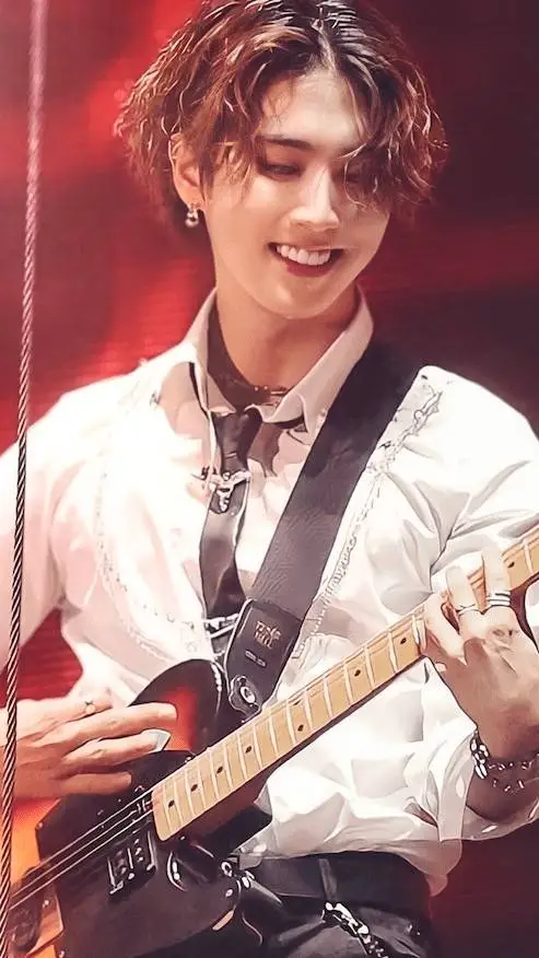 ai character: Han Jisung background