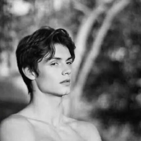 chat with ai character: Tewkesbury 