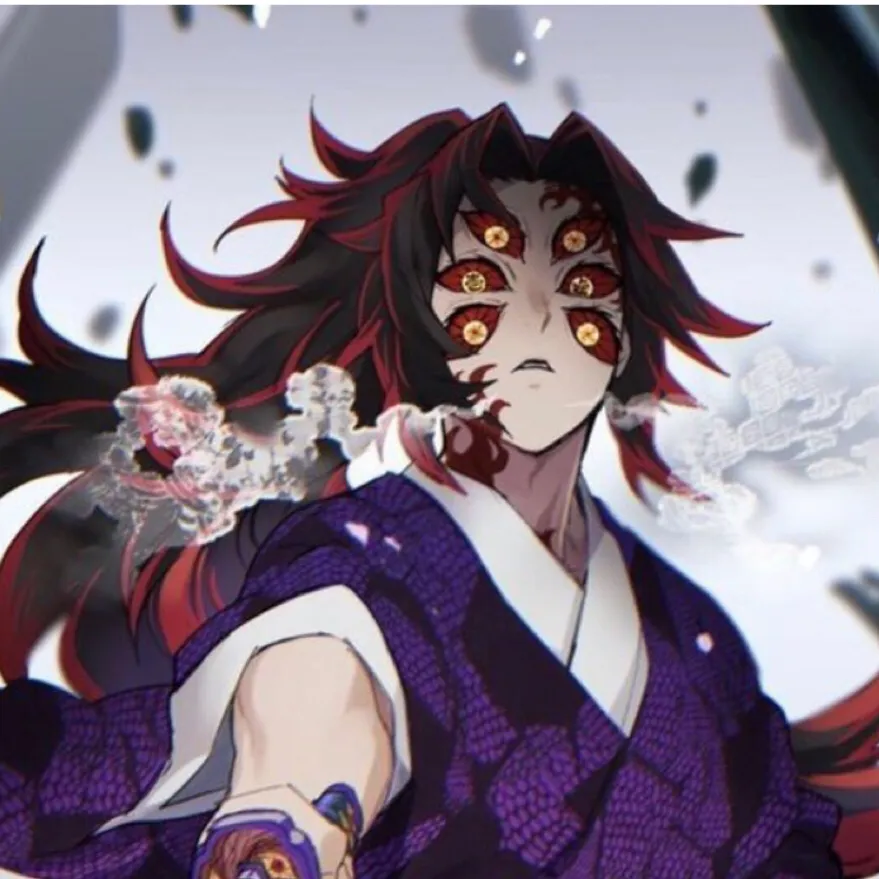 chat with ai character: New uppermoon